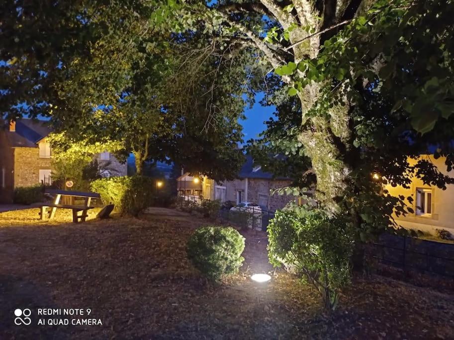 Le Gite De La Fontaine Chiddes Extérieur photo